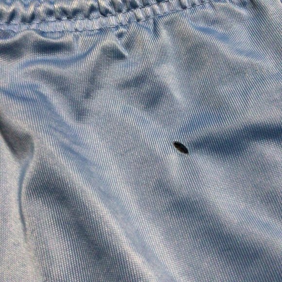 Pair of shorts light blue size approximately 42 waist Tarheals team no inner tag - Picture 5 of 7